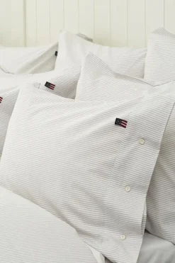 Lexington Company Tyynyliinat<Lexington Pin Point tyynyliina 50x60cm harmaa/valkoinen