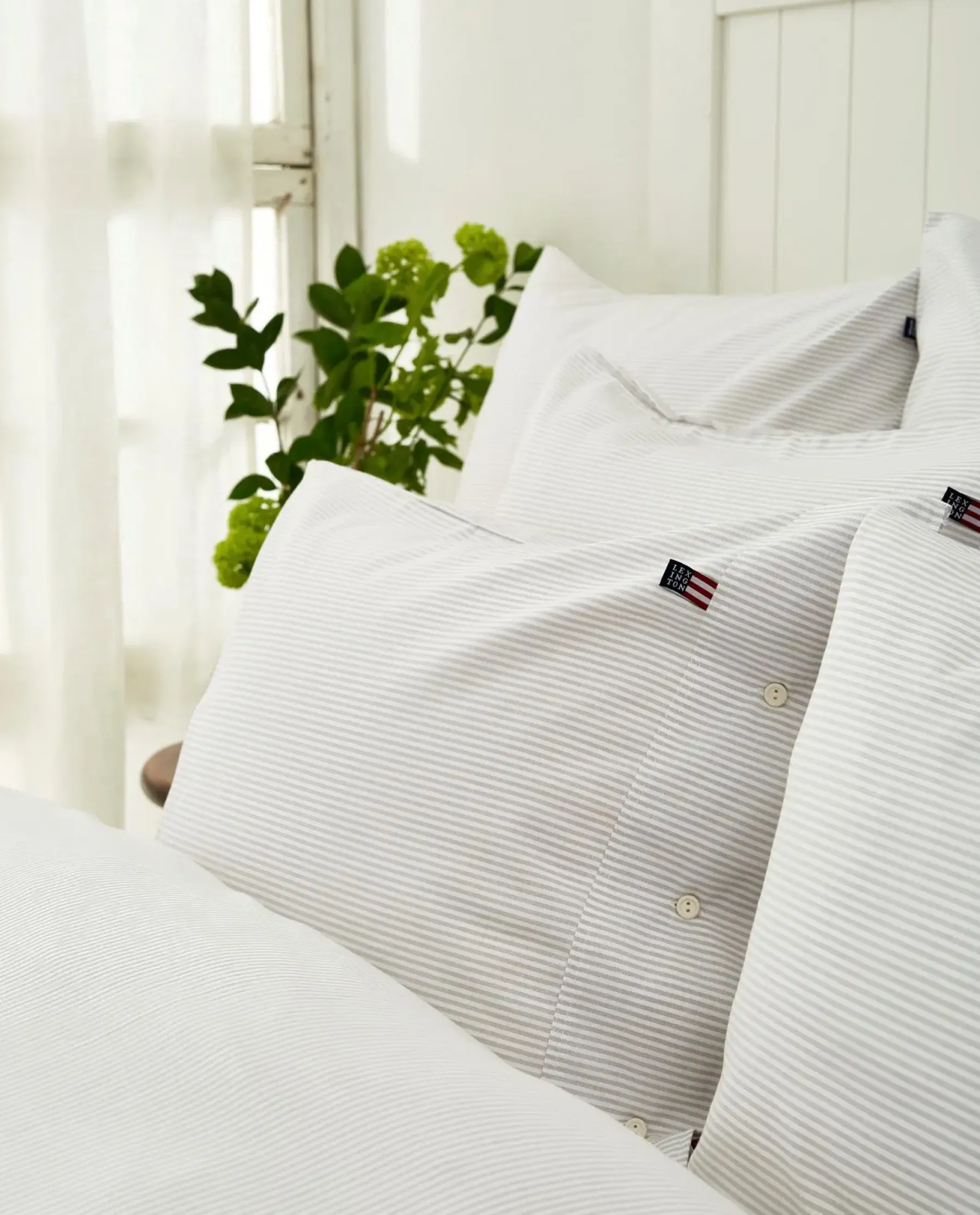 Lexington Company Tyynyliinat<Lexington Pin Point tyynyliina 50x60cm harmaa/valkoinen