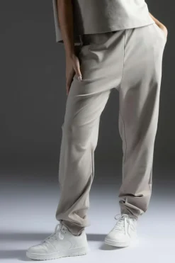 Outlet Lounge by Luin Chill housut Oloasut