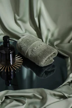 Luin Living Pyyhkeet<Organic Elegance kasvopyyhe 30x50cm ash green