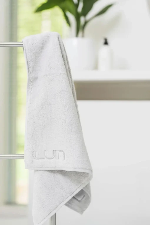 Luin Living Pyyhkeet<Your Home Your Spa käsipyyhe 50x80 cm pearl grey