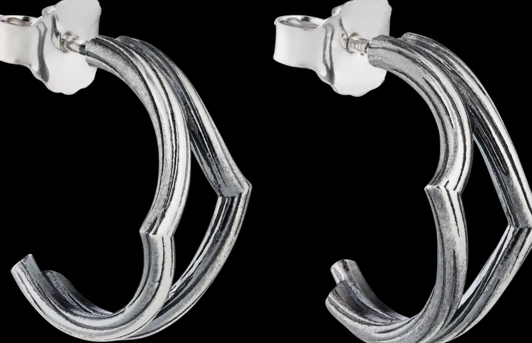 Lumoava Korut|Korut<Vaellus korvarengas