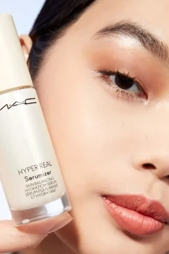 Clearance MAC Hyper real serumizer kasvoseerumi 30 ml Kasvojenhoito