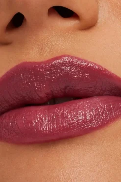 Hot MAC Macximal Sleek Satin Lipstick huulipuna 3,5 g Huulimeikit