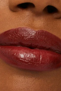 Hot MAC Macximal Sleek Satin Lipstick huulipuna 3,5 g Huulimeikit