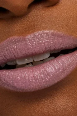 Hot MAC Macximal Sleek Satin Lipstick huulipuna 3,5 g Huulimeikit