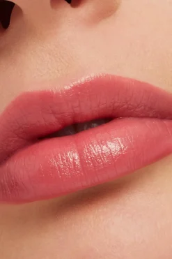 Hot MAC Macximal Sleek Satin Lipstick huulipuna 3,5 g Huulimeikit