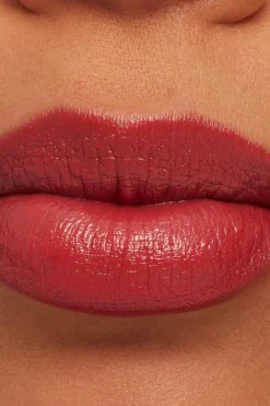 Hot MAC Macximal Sleek Satin Lipstick huulipuna 3,5 g Huulimeikit