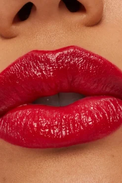 Hot MAC Macximal Sleek Satin Lipstick huulipuna 3,5 g Huulimeikit