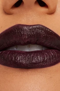 Hot MAC Macximal Sleek Satin Lipstick huulipuna 3,5 g Huulimeikit