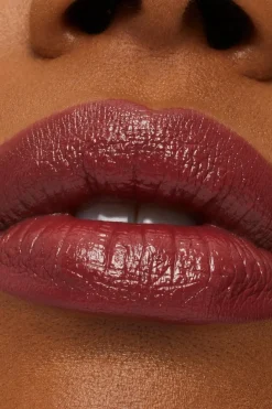 Hot MAC Macximal Sleek Satin Lipstick huulipuna 3,5 g Huulimeikit