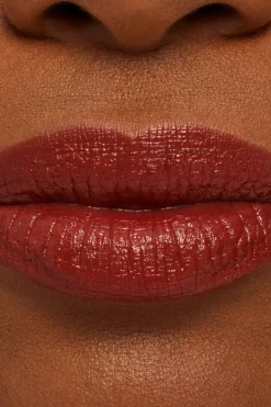 Hot MAC Macximal Sleek Satin Lipstick huulipuna 3,5 g Huulimeikit