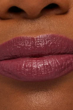 Hot MAC Macximal Sleek Satin Lipstick huulipuna 3,5 g Huulimeikit