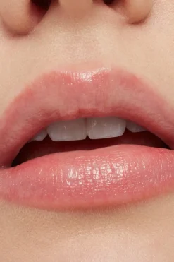 Hot MAC Macximal Sleek Satin Lipstick huulipuna 3,5 g Huulimeikit