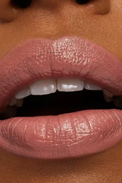 Hot MAC Macximal Sleek Satin Lipstick huulipuna 3,5 g Huulimeikit