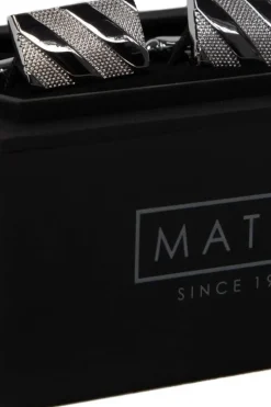 kalvosinnapit Pukuasusteet