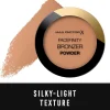 New Facefinity Powder Bronzer 01 Light Bronze 10 g aurinkopuuteri Kasvomeikit