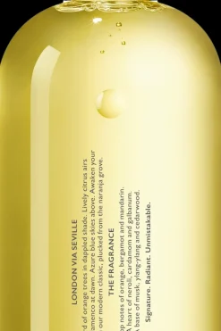 Molton Brown Vartalonhoito<Orange & Bergamot Bath & Shower Gel suihkugeeli 300 ml