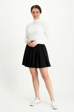 Noisy May Hameet<Heidi hame