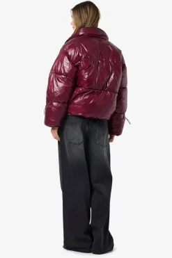 Noisy May Takit<NMAllie shiny puffer short