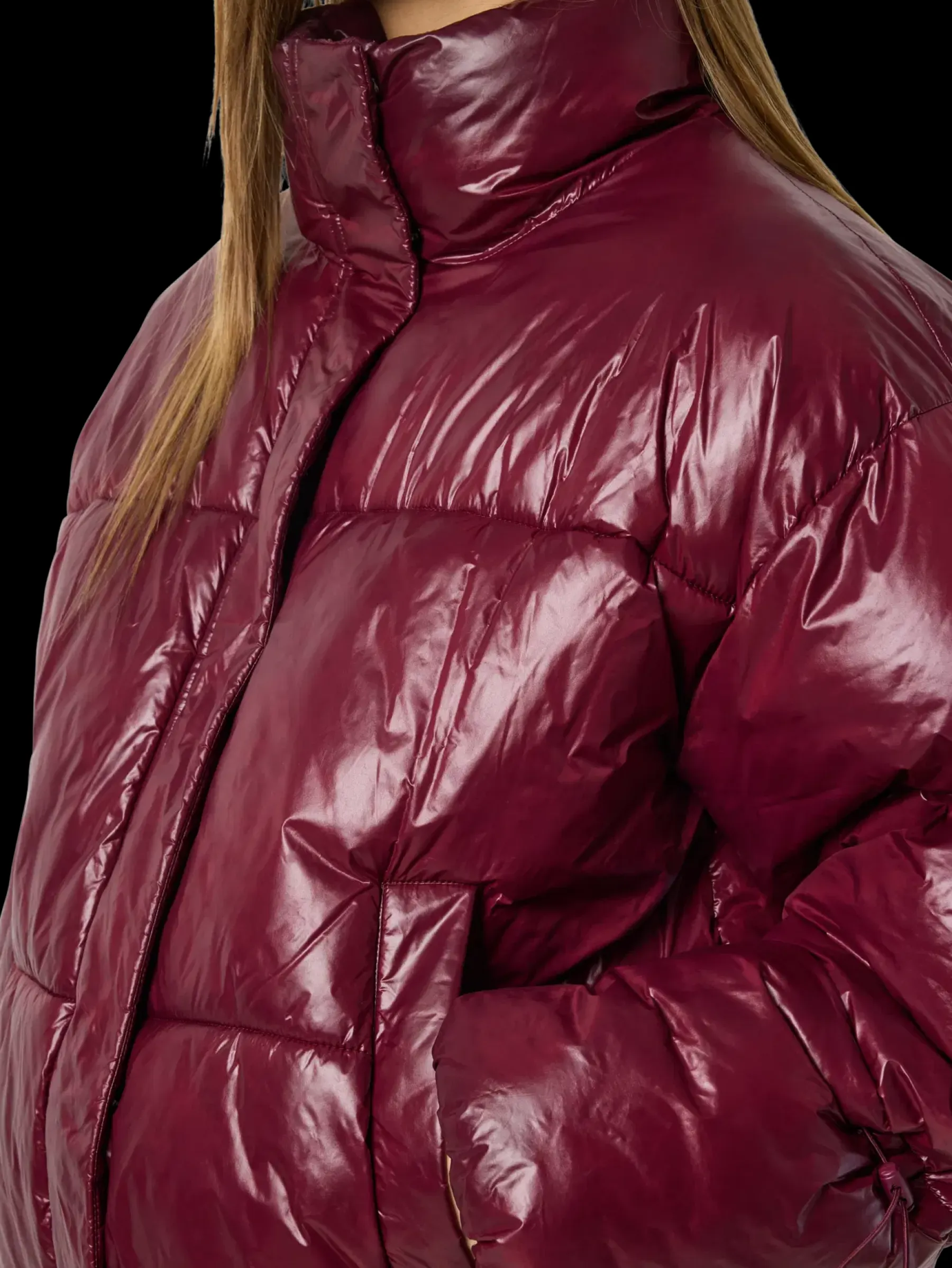 Noisy May Takit<NMAllie shiny puffer short