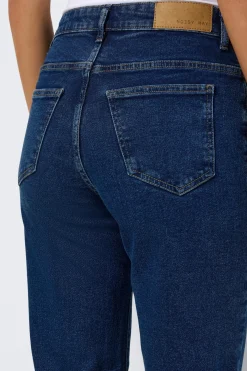 Noisy May Farkut<Nmyolanda farkut