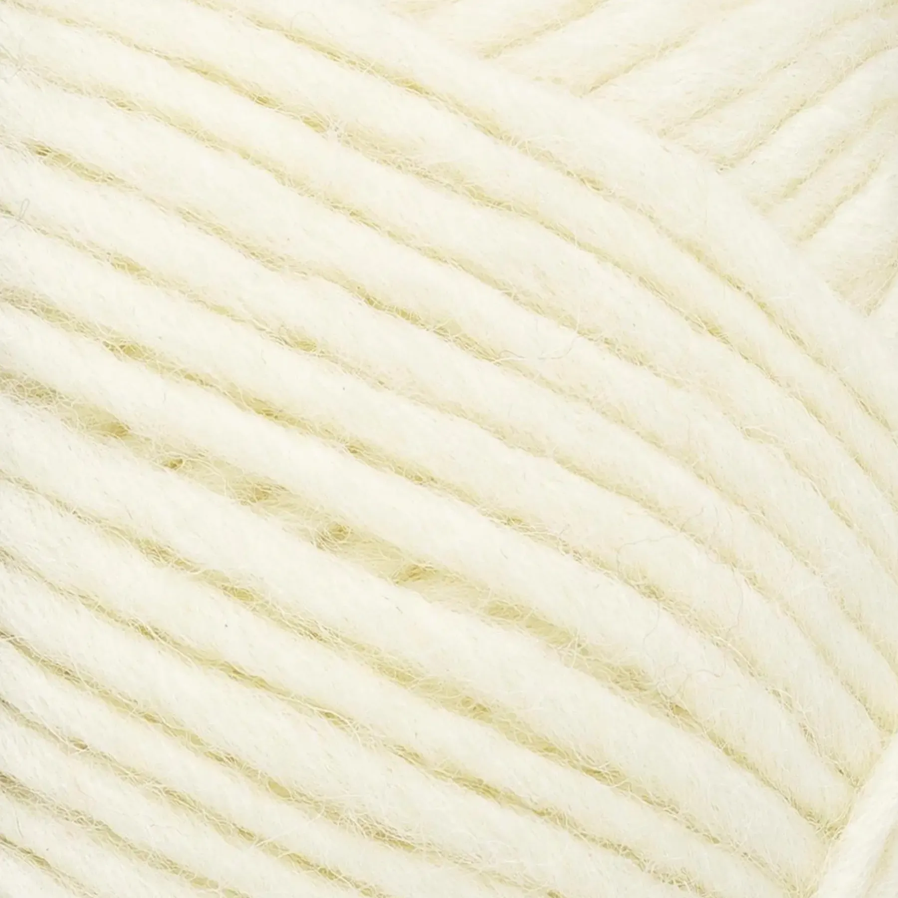 Novita Villalangat<lanka Hygge Chunky 100 g säde 002