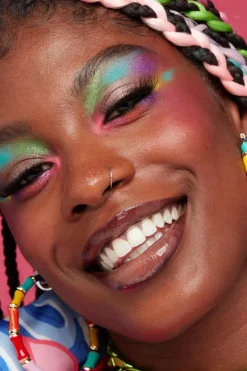 Outlet Ultimate Shadow Palette -luomiväripaletti 04W I Know That's Bright 13,28 g Silmämeikit