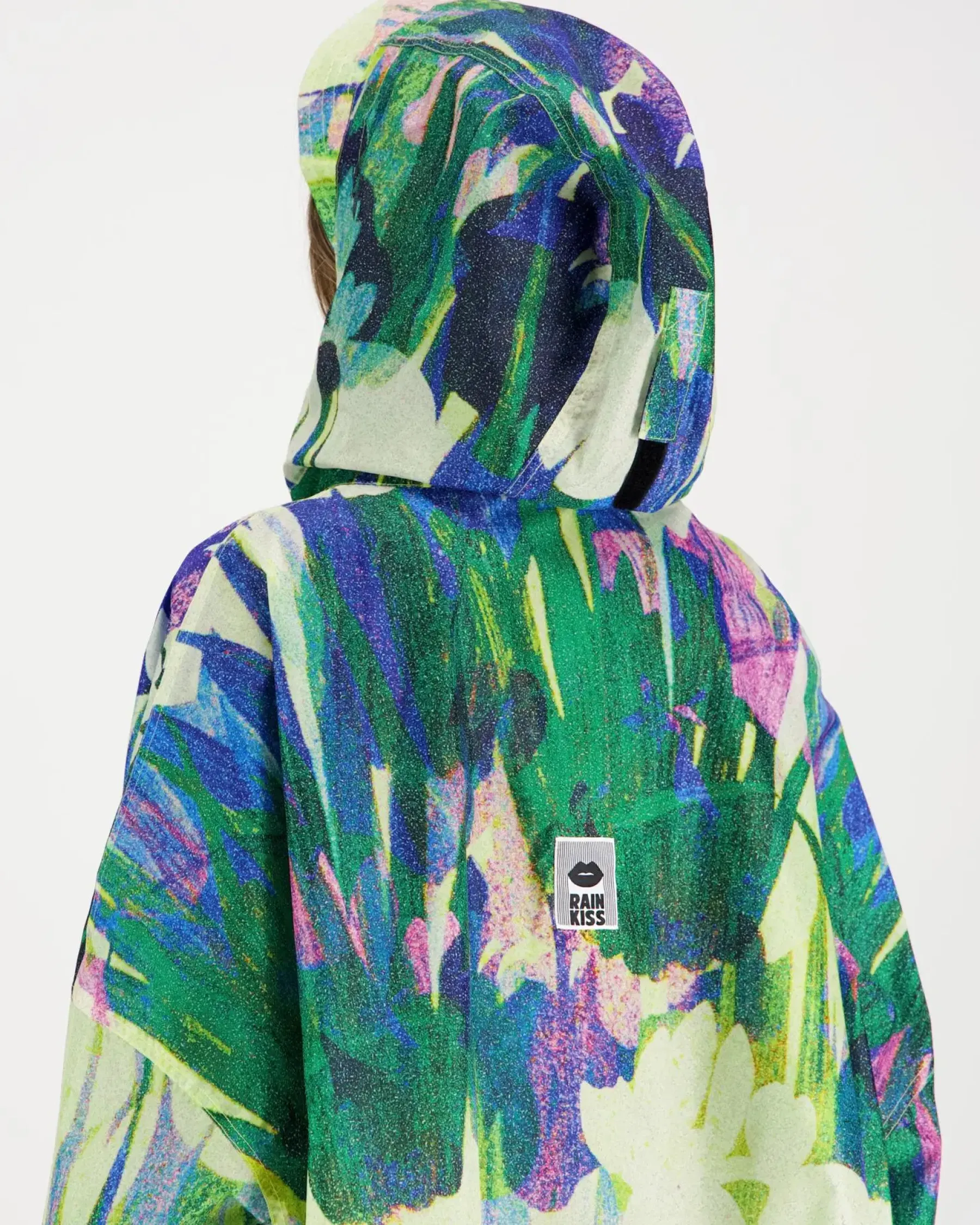 Hot Lily sadeviitta Takit