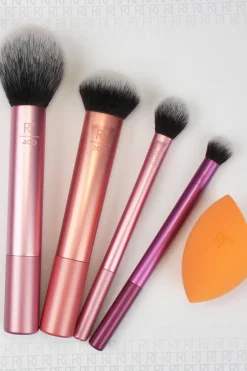 Best Everyday essentials -meikkisivellinsetti Meikkipakkaukset|Meikkisiveltimet Ja -Välineet