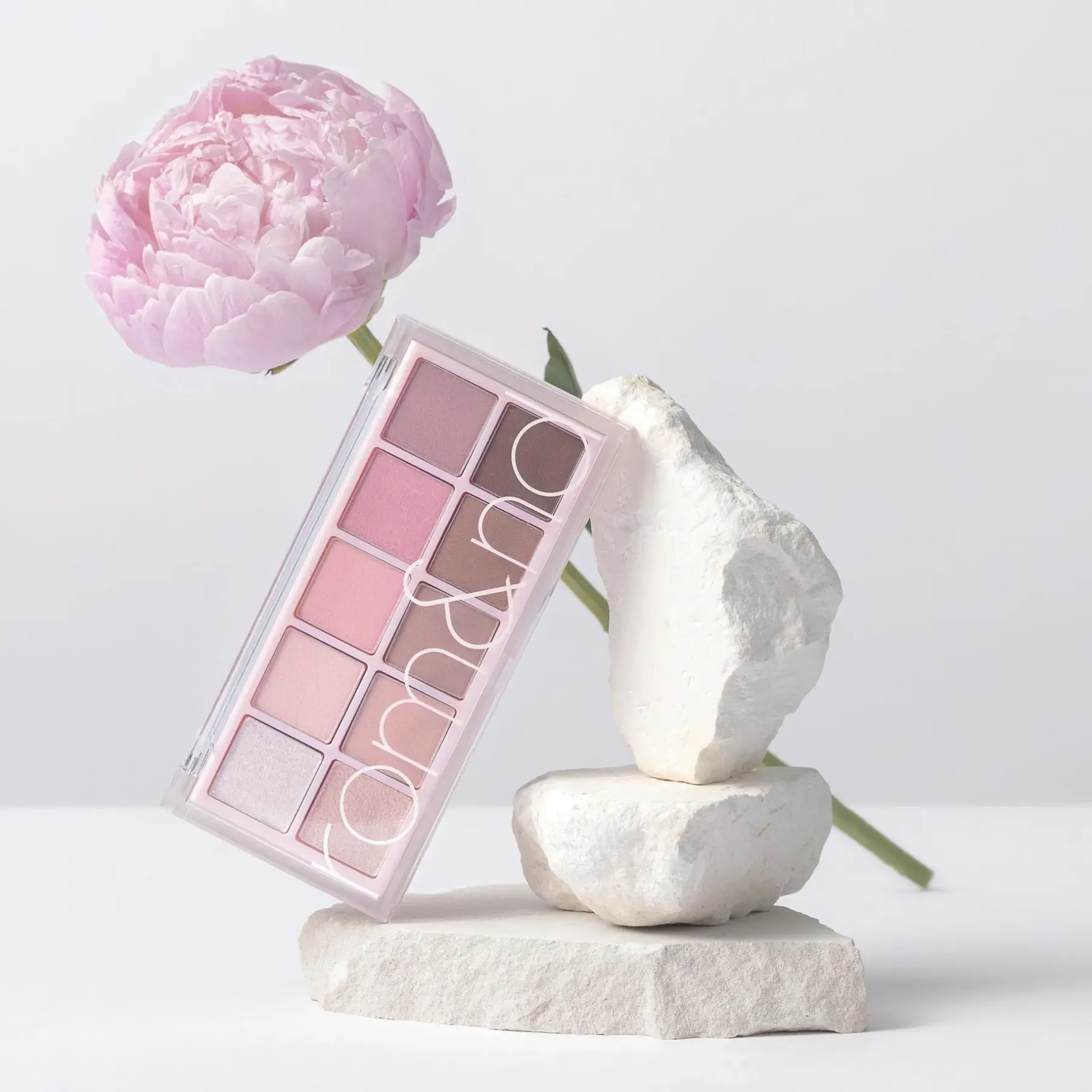 Romu0026nd Silmämeikit<rom&nd BETTER THAN PALETTE 06 PEONY NUDE GARDEN luomiväripaletti