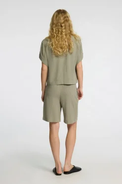 SELECTED Housut<Femme SLFViva shortsit