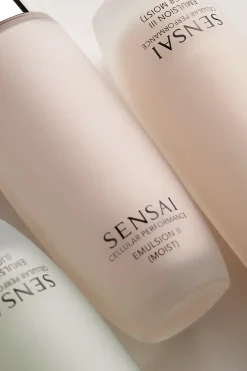 Sale Cellular Performance Emulsion I (Light) hoitoemulsio 100 ml J-Beauty|Kasvojenhoito