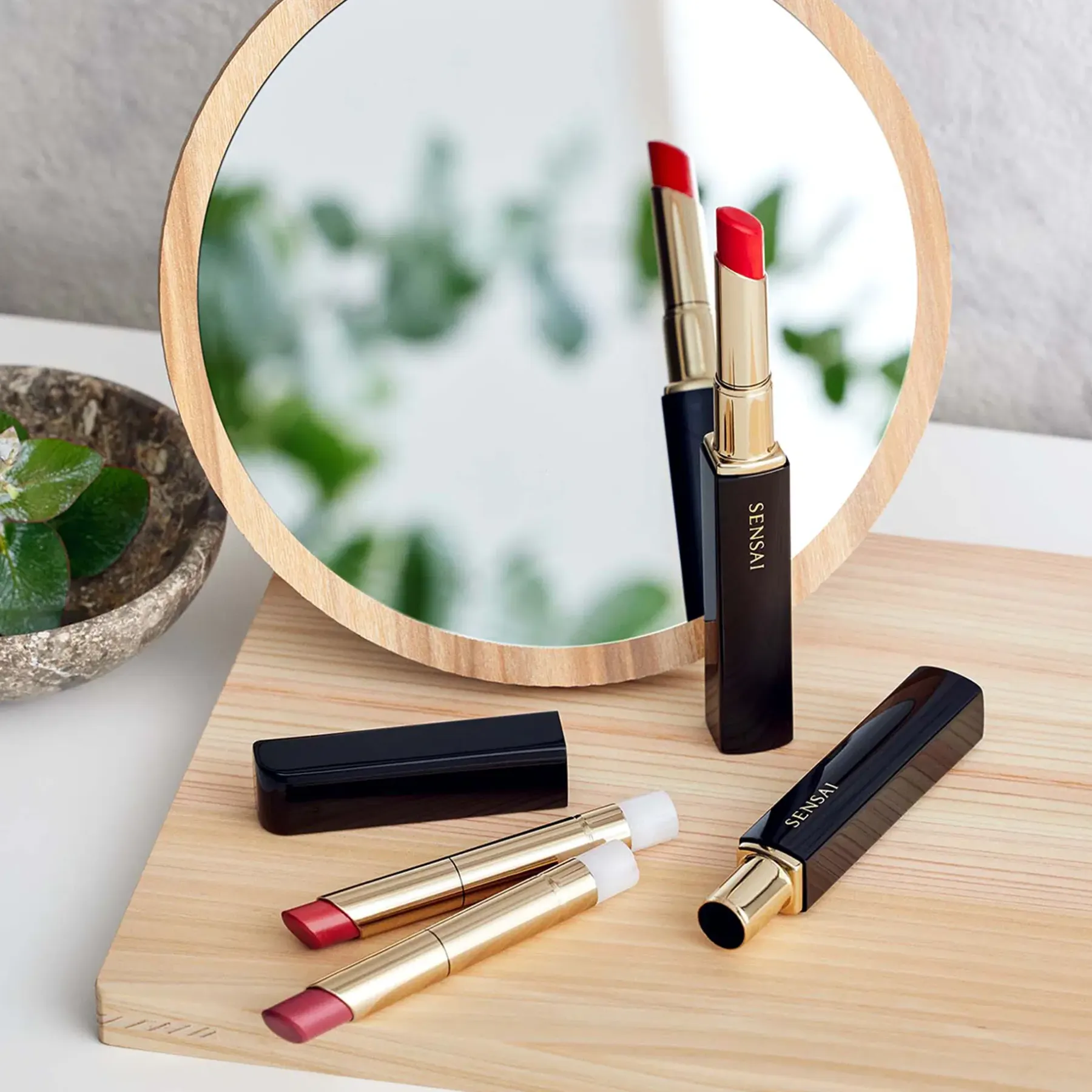 Clearance Contouring Lipstick huulipunahylsy J-Beauty|Meikkisiveltimet Ja -Välineet