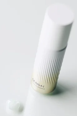 Lift Focus Essence tehoseerumi 40 ml J-Beauty|Kasvojenhoito