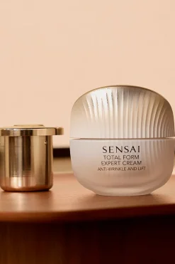 Best Total Form Expert Cream Refill anti-ageing kasvovoide täyttöpakkaus 50 ml J-Beauty|Kasvojenhoito