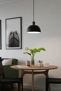 Outlet Nour riippuvalaisin valkoinen Kattovalaisimet