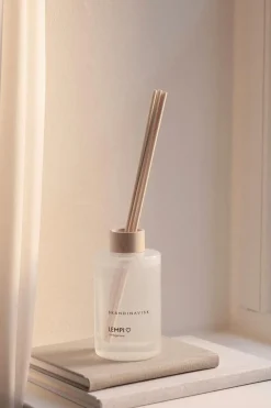 Skandinavisk Huonetuoksut<Lempi huonetuoksu ruokotikuilla 200ml