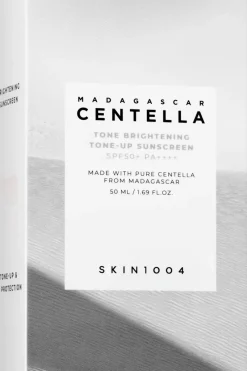 Online Madagascar Centella Tone Brightening Tone-Up Sunscreen SPF50+ aurinkovoide 50 ml Aurinkotuotteet
