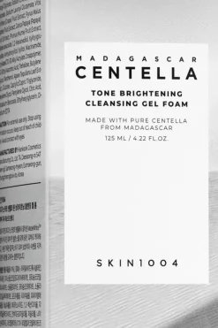 New Madagascar Centella Tone Brightening Cleansing Gel Foam puhdistusvaahto 125 ml Kasvojenhoito
