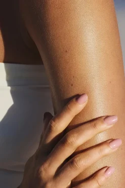 New Glowmotions Copacabana Bronze Glow Oil sävyttävä vartalovoide 75 ml Vartalonhoito