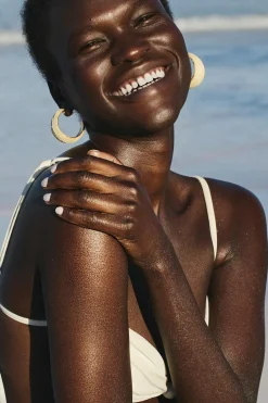 New Glowmotions Copacabana Bronze Glow Oil sävyttävä vartalovoide 75 ml Vartalonhoito