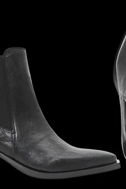 New Carmen nilkkurit Nilkkurit