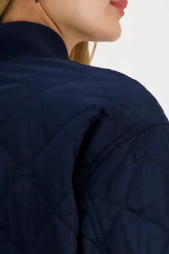 Discount takki Takit