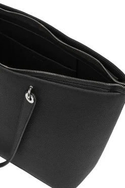 Tommy Hilfiger Laukut Ja Matkustus<TH Emblem olkakassi