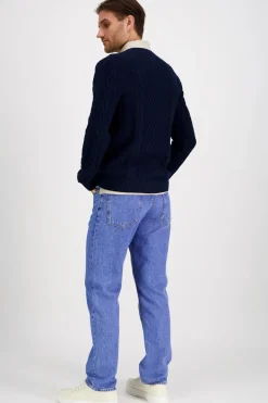 Online Tjm slm badge cable knit neule Neuleet