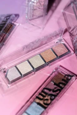 Unleashia Korealaiset Meikit|Kasvomeikit<Mood Shower Face Palette -kasvopaletti 20 g