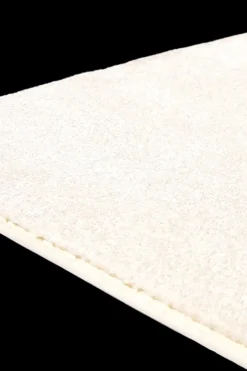 VM Carpet Olohuoneen Matot<VM-Carpet Hattara nukkamatto 133x200cm valkoinen