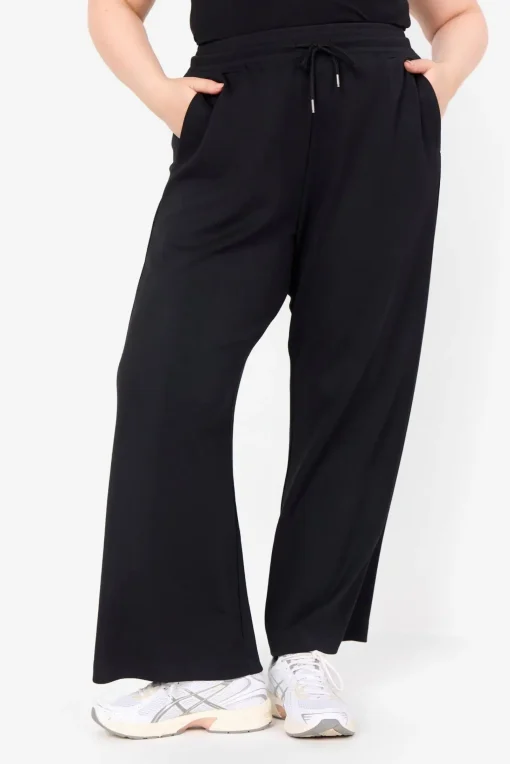 Wasabi Concept Pluskoot|Housut<housut