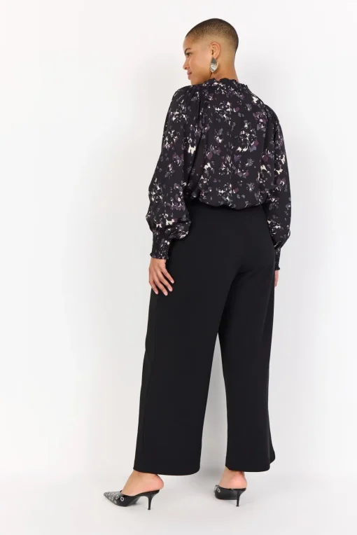 Hot housut Pluskoot|Housut